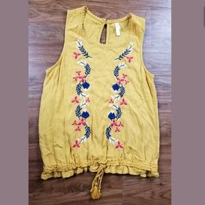 Xhilaration mustard yellow embroired small top